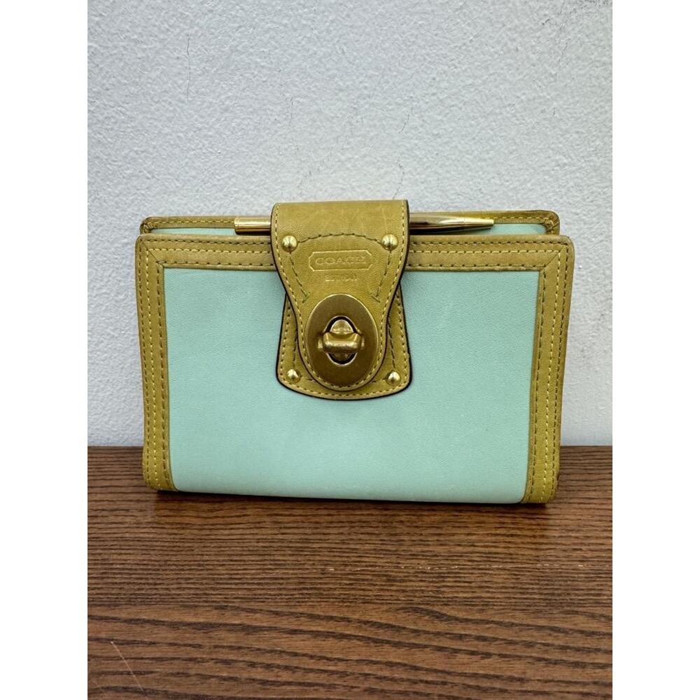 COACH LEGACY 65th ANNIVERSARY LTD EDITION wallet w/pen (pu1000thridty